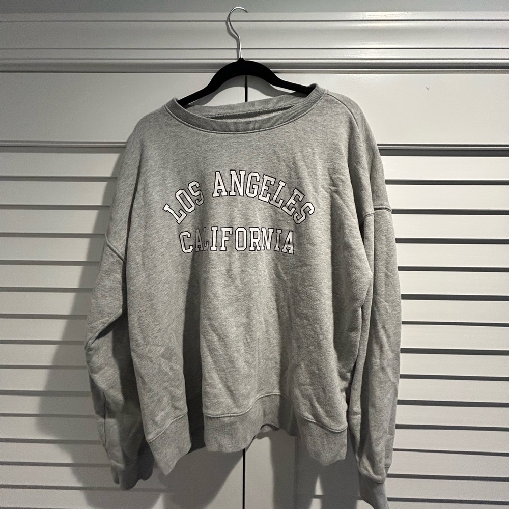 Aeropostale Grey Crew neck Size Extra Large